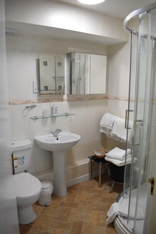 Clifton Bridge Hotel York Bagian luar foto